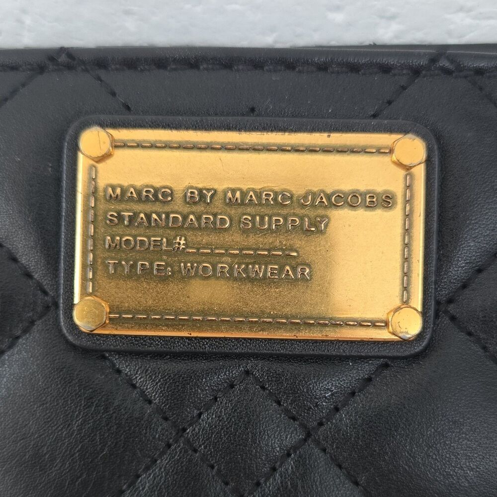 Marc by Marc Jacobs Quilted Black Folding Wallet for Women Logo Zipper - Picture 2 of 14